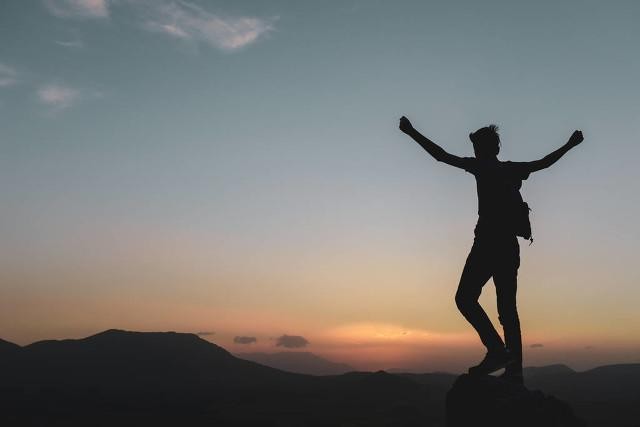 2个月微信变现860万会玩社群的人到底有多赚钱揭秘财富密码