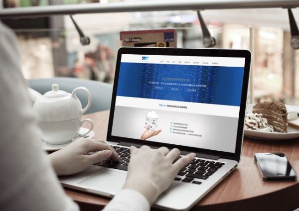 现在新媒体很火爆尤其是短视频类想知道怎么操作